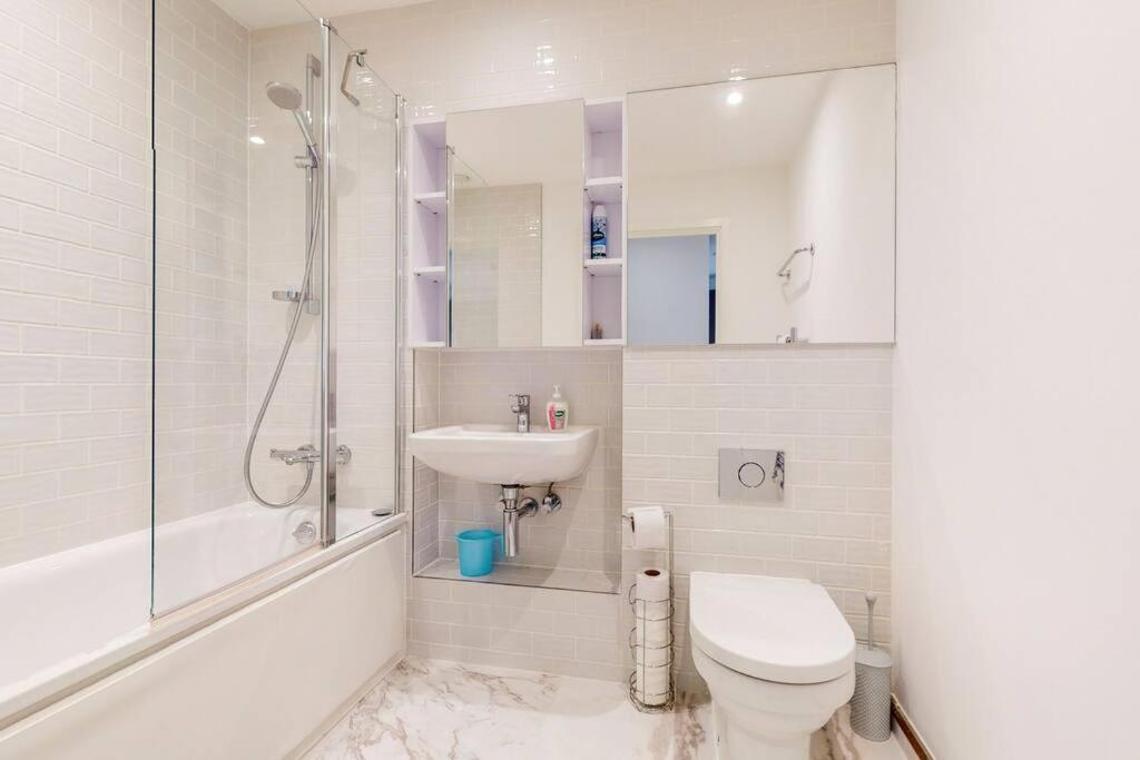 Lovely 1 Bedroom In Royal Arsenal Riverside 伦敦 外观 照片